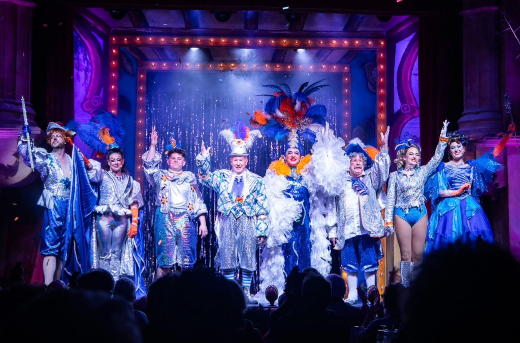 JACK & HIS GIANT STALK
Brick Lane Music Hall Pantomime for Grown Ups!